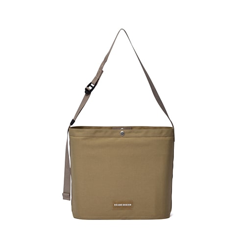 A4ファイルが収納可能なショルダーバッグ