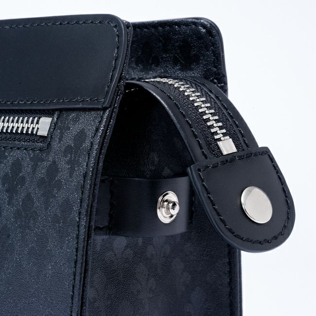 PATRICK COX KINGS CANVAS マルチポーチ