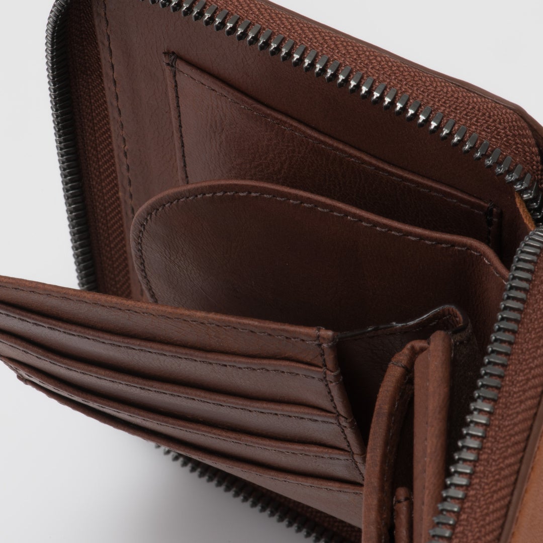 NOMADOI アラバマ ミドルラウンド折り財布 ブラウン
