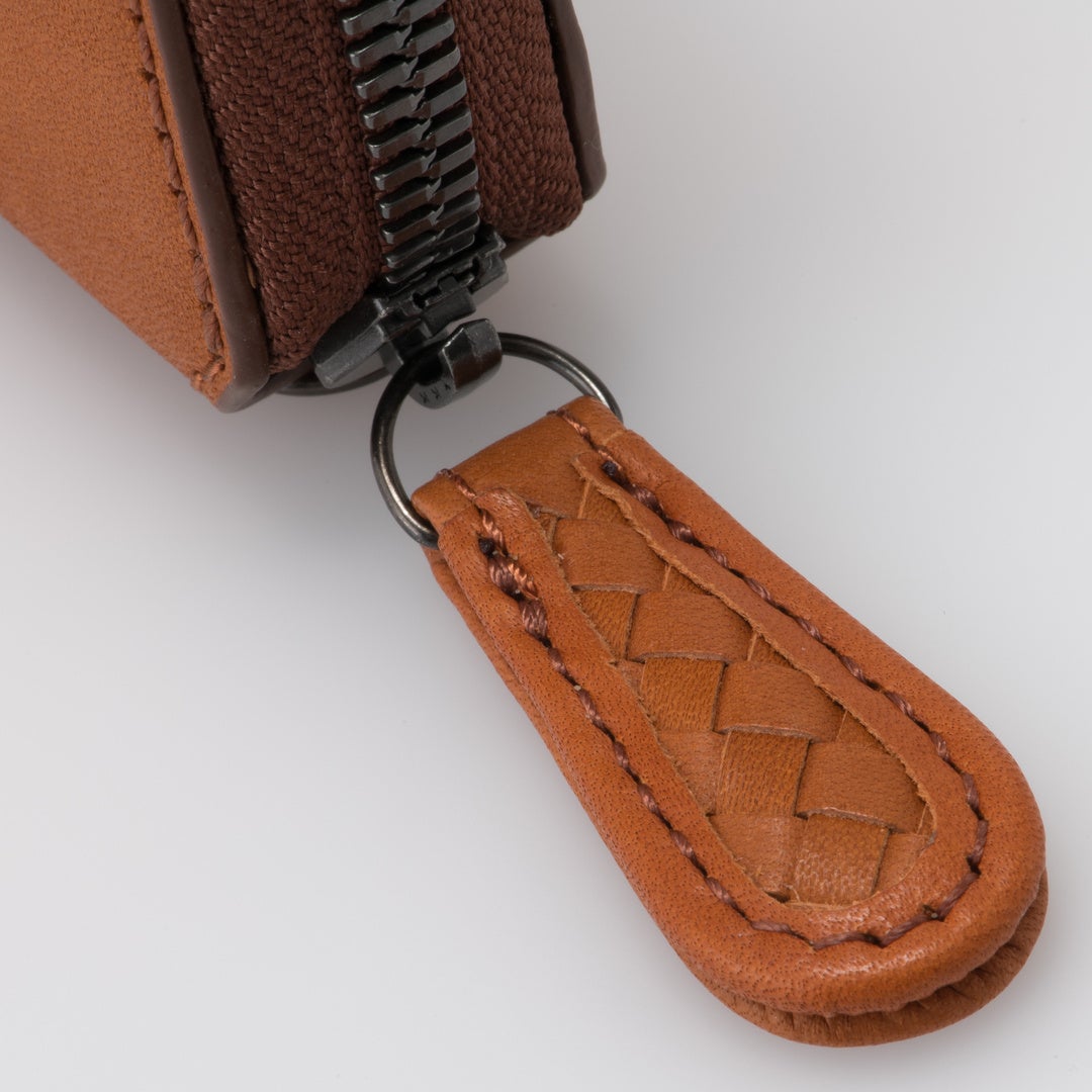 NOMADOI アラバマ ミドルラウンド折り財布 ブラウン