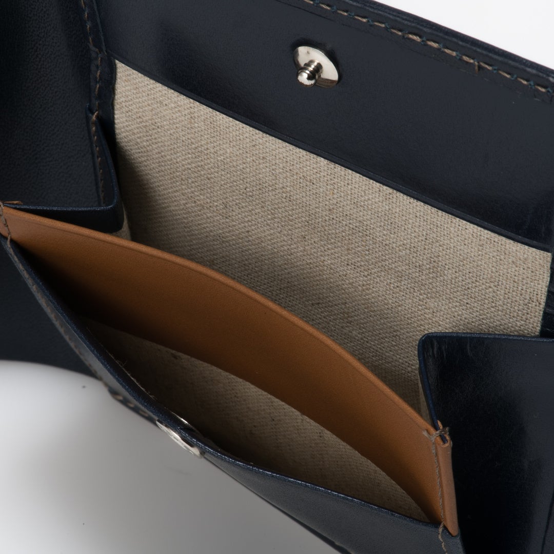 MARGARET HOWELL idea エージングエフェクト 折り財布 商品｜THE BAGMANIA