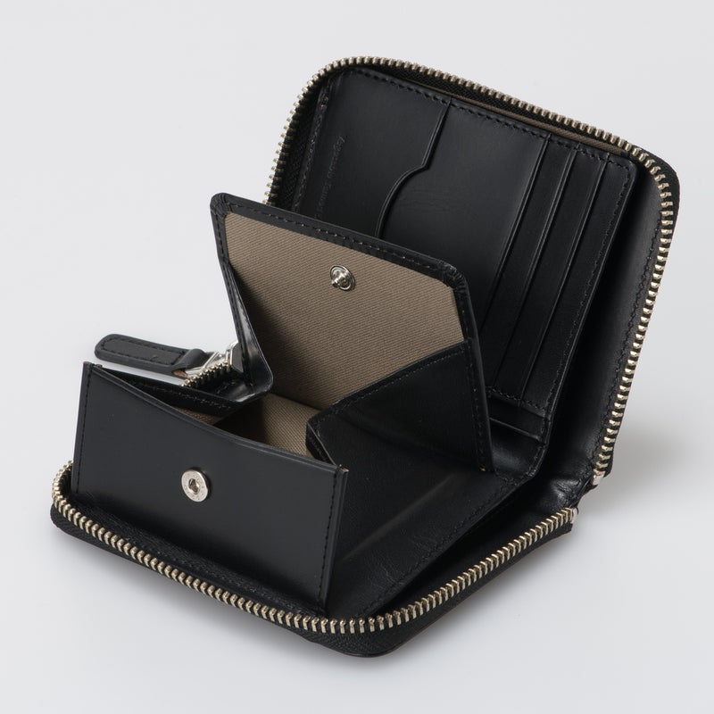 MARGARET HOWELL idea ナチュラルタンニング ラウンドファスナー縦型折り財布 ブラック