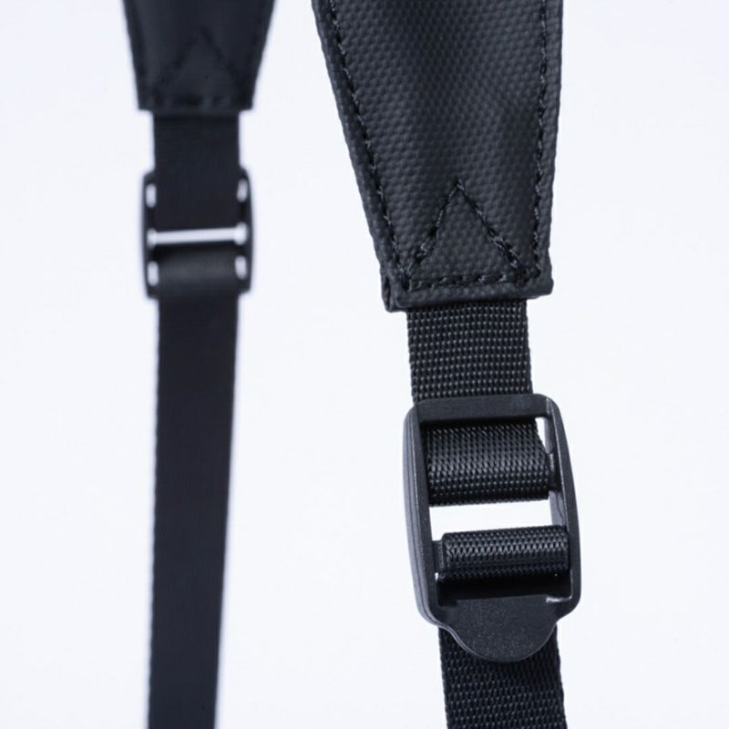 BEAMS DESIGN ELASTIC MESH ショルダーバッグ【BMMH0BS1】 ブラック