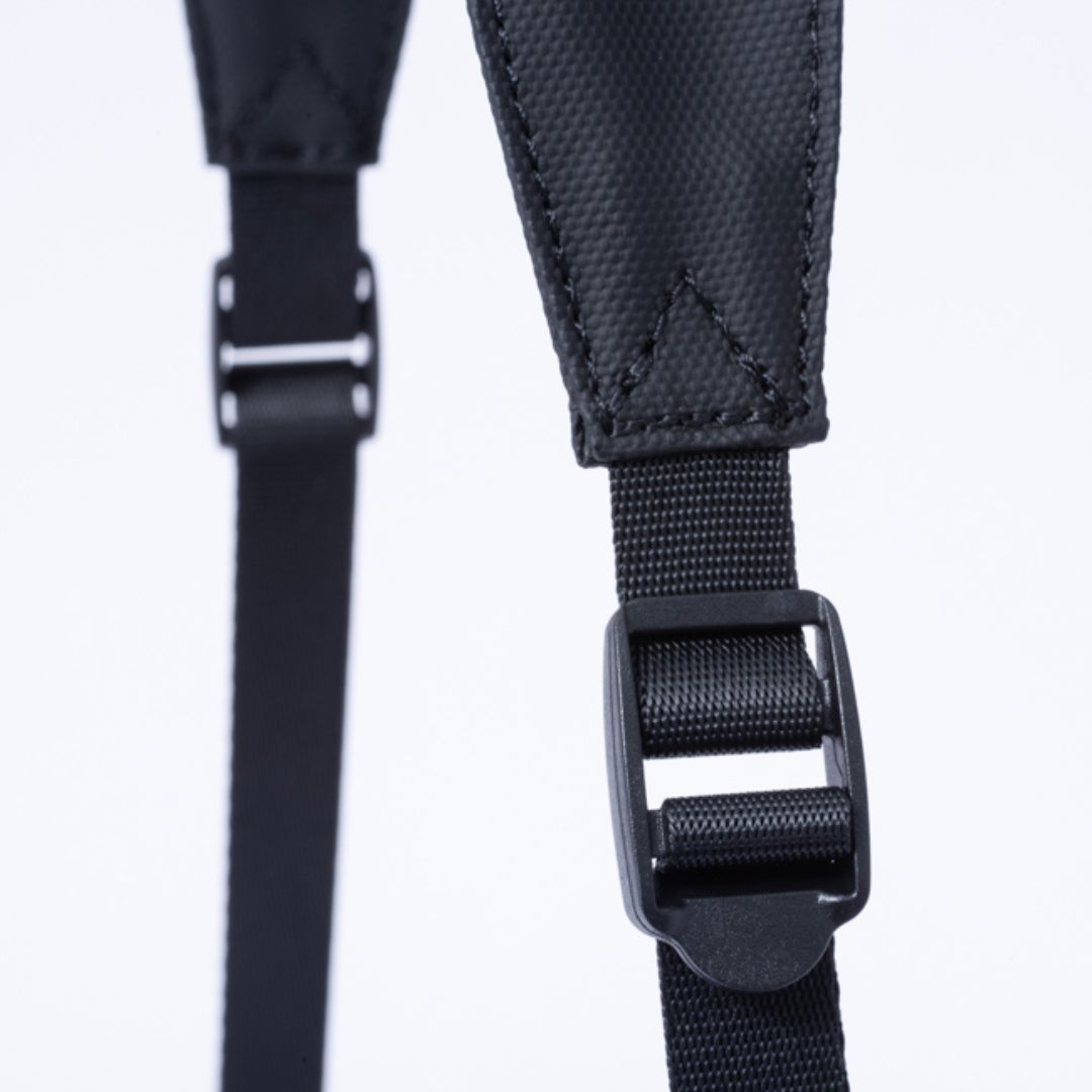 BEAMS DESIGNE LASTIC MESH ショルダーバッグ【BMMH0BS1】 ブラック
