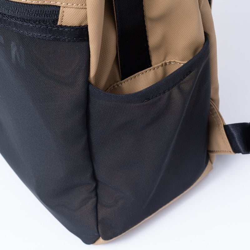 BEAMS DESIGNE LASTIC MESH バックパック【BMMH0BR1】 サンドベージュ