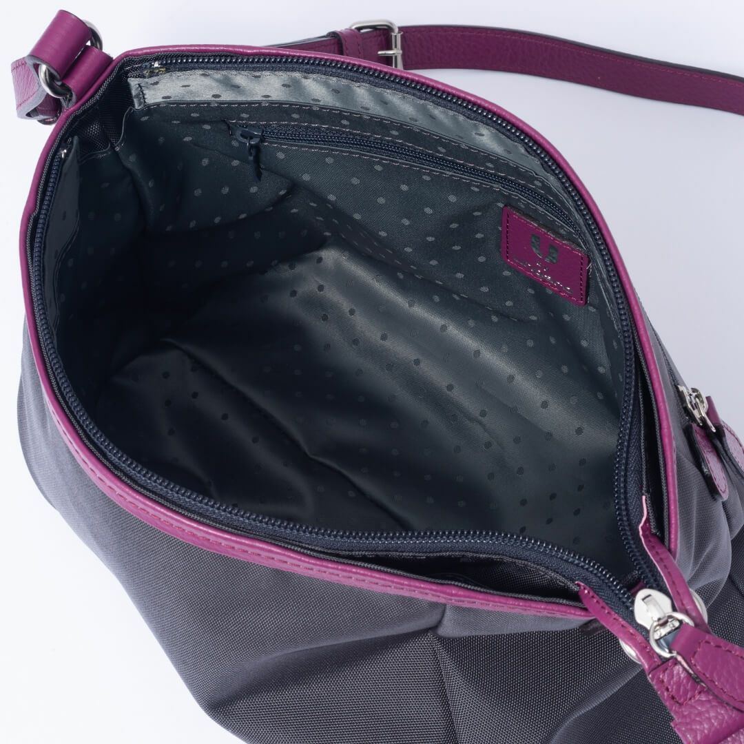 U by ungaro プリューム ショルダー 商品｜THE BAGMANIA