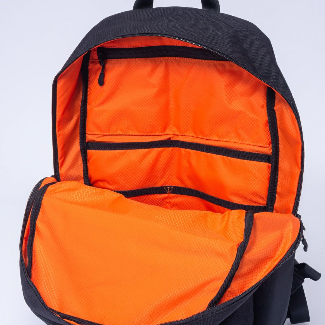BEAMS DESIGN ROUTINE バックパック(M) 商品｜THE BAGMANIA