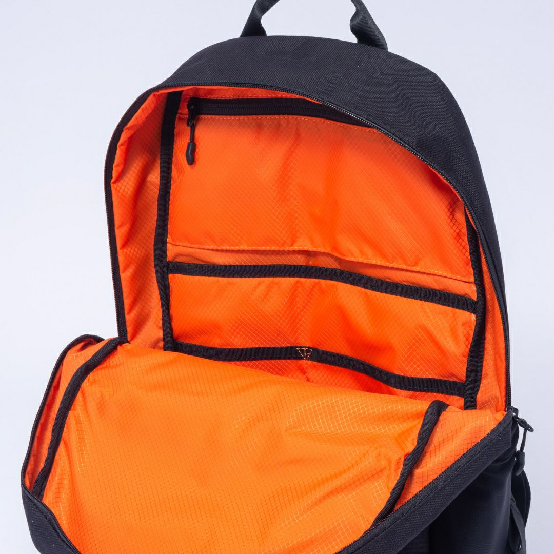 BEAMS DESIGN ROUTINE バックパック(M) 商品｜THE BAGMANIA
