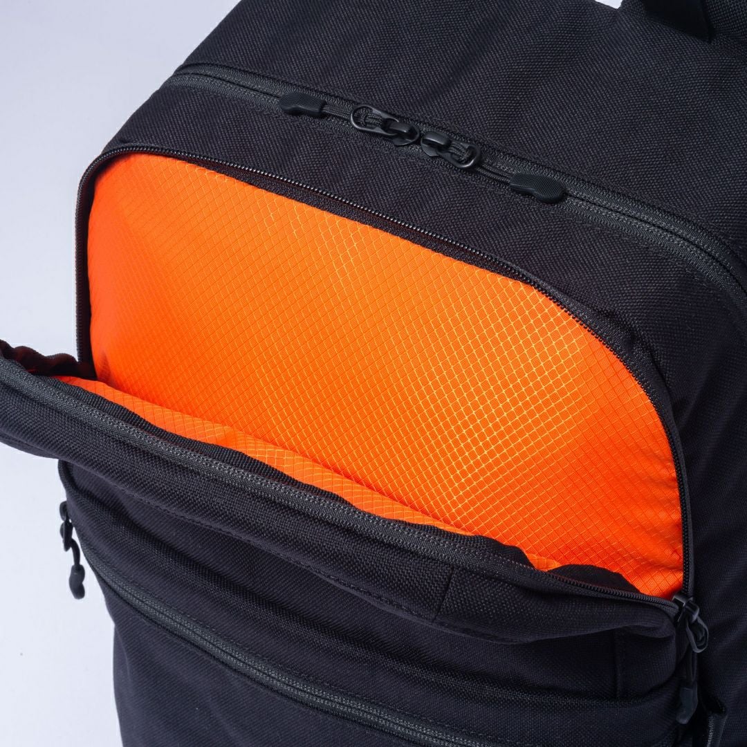 BEAMS DESIGN ROUTINE バックパック(M) 商品｜THE BAGMANIA