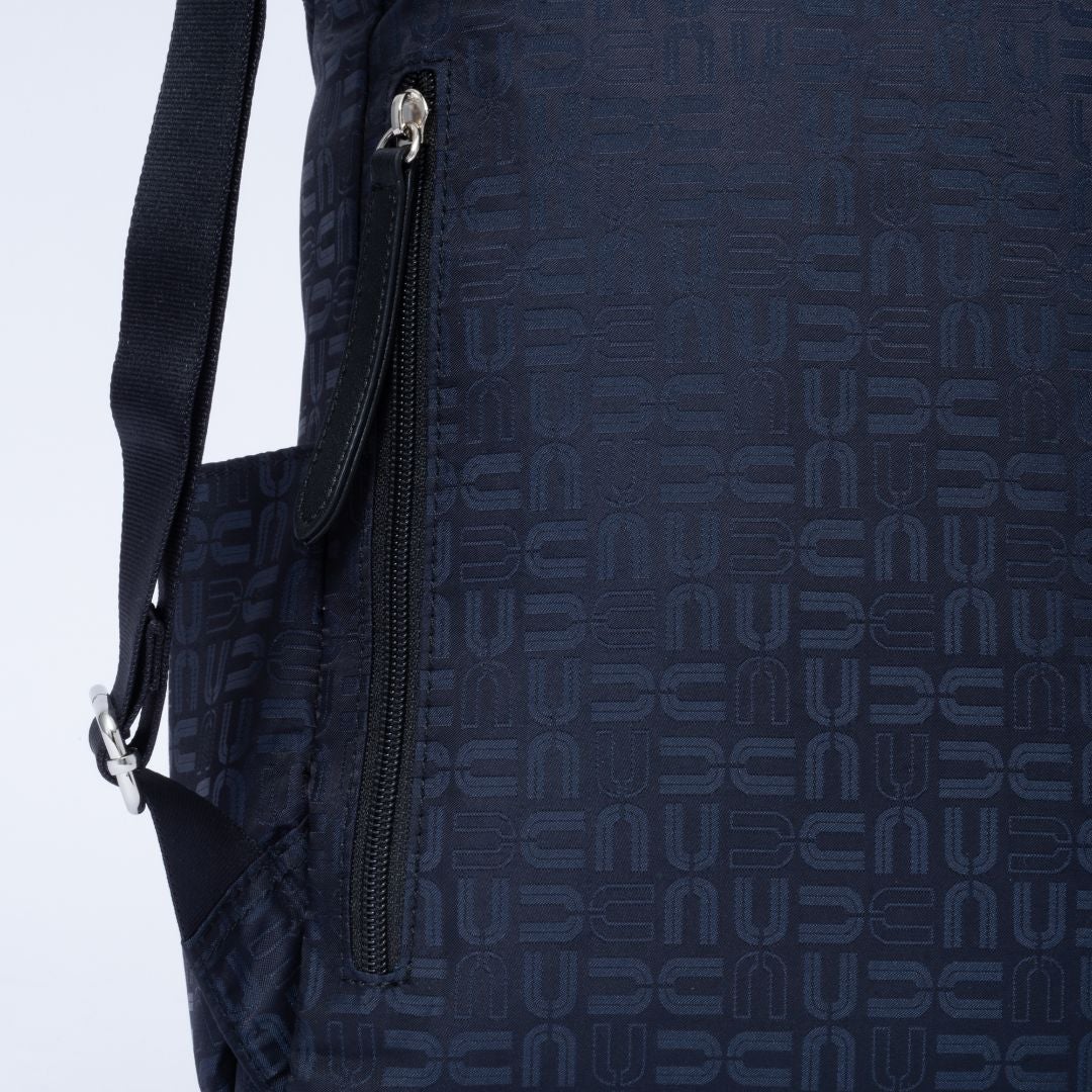 U by ungaro フランシーヌ リュック ブラック
