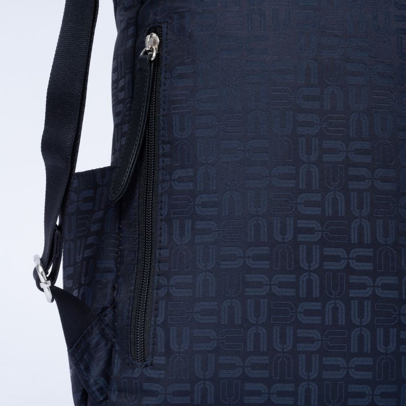 U by ungaro フランシーヌ リュック ブラック