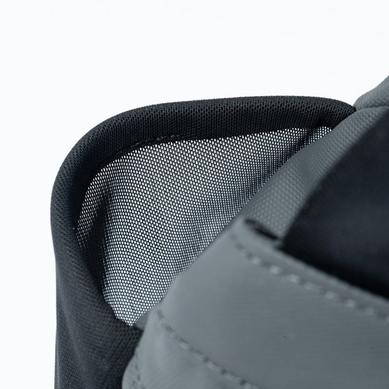 BEAMS DESIGN ELASTIC MESH 2WAYトートバッグ グレー