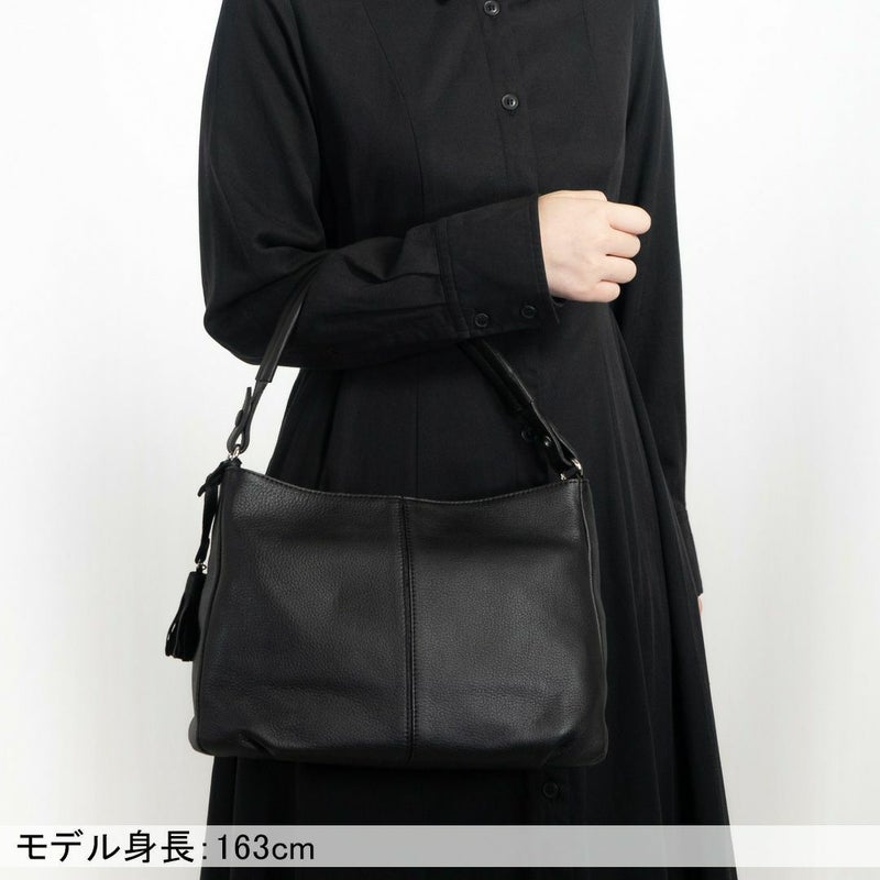  U by ungaro ヴェール 2WAYショルダー ブラック