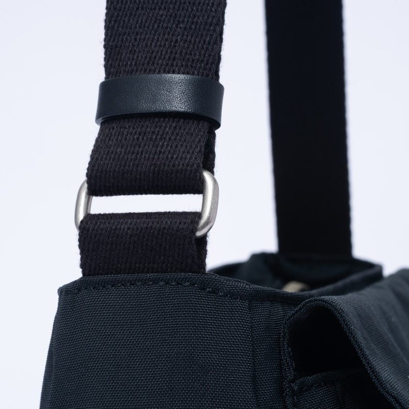 MARGARET HOWELL idea ルストン ショルダー ブラック