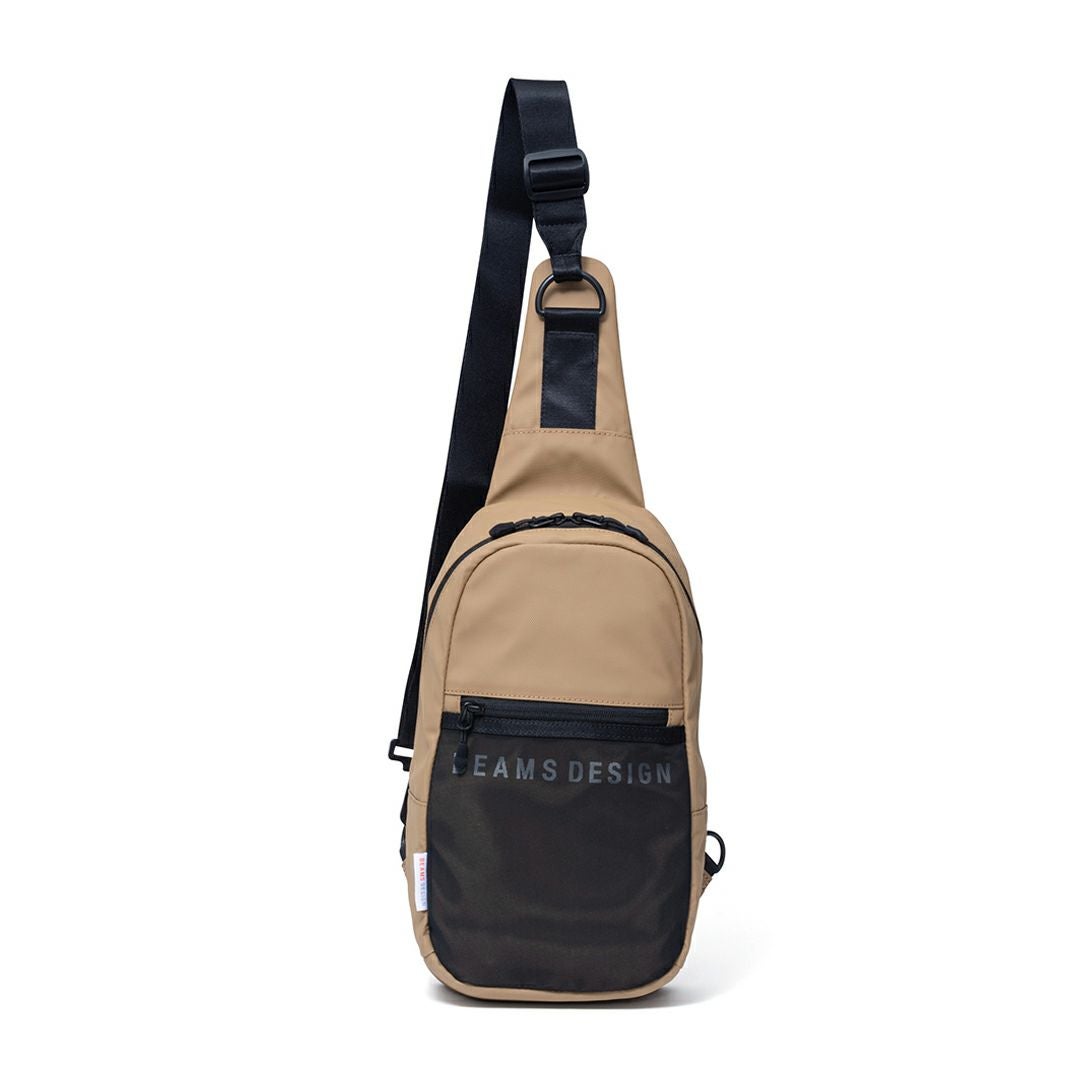 BEAMS DESIGN ELASTIC MESH ボディバッグ 商品｜THE BAGMANIA