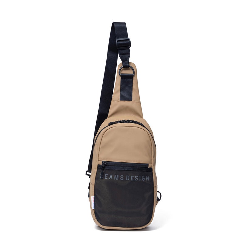 BEAMS DESIGNE LASTIC MESH ボディバッグ【BMMH0BS4】 サンドベージュ