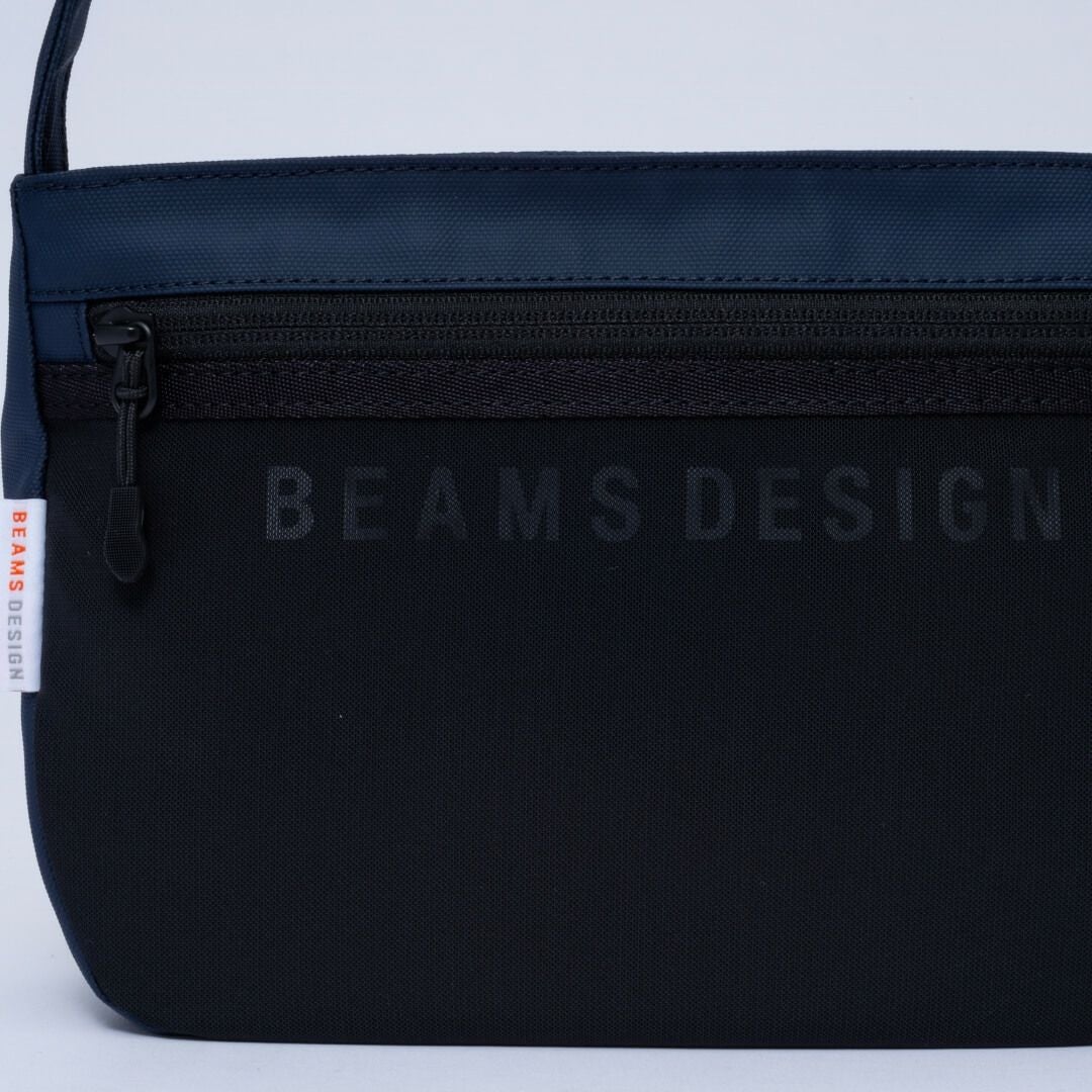 BEAMS DESIGN ELASTIC MESH ショルダーバッグ【BMMH0BS5】 ネイビー
