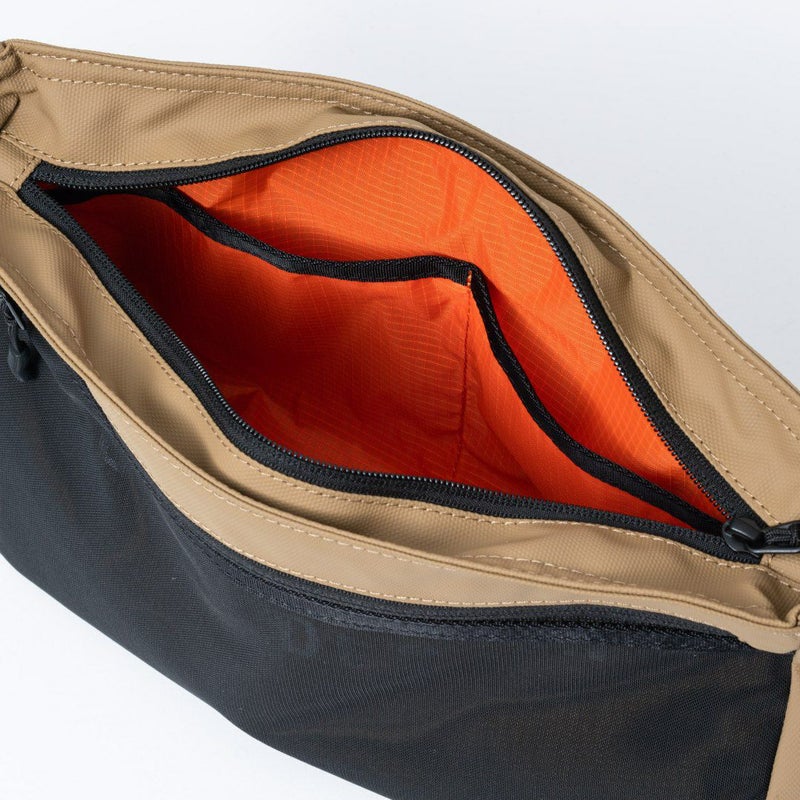 BEAMS DESIGNE LASTIC MESH ショルダーバッグ【BMMH0BS6】 サンドベージュ