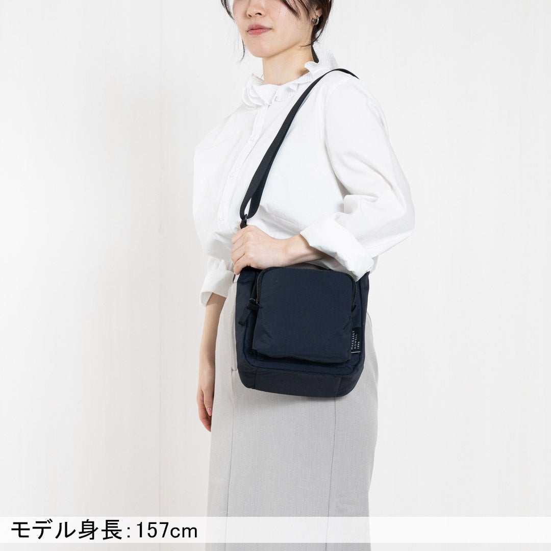 MARGARET HOWELL idea ヴィンテージライク ショルダーバッグ(B) 商品