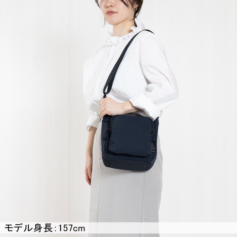 MARGARET HOWELL idea ヴィンテージライク ショルダーバッグ(B)