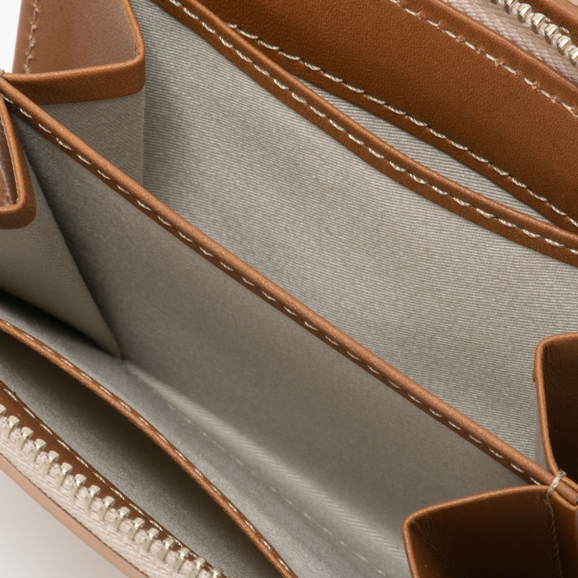 セール】MARGARET HOWELL idea ダイン L字ファスナー折り財布 商品