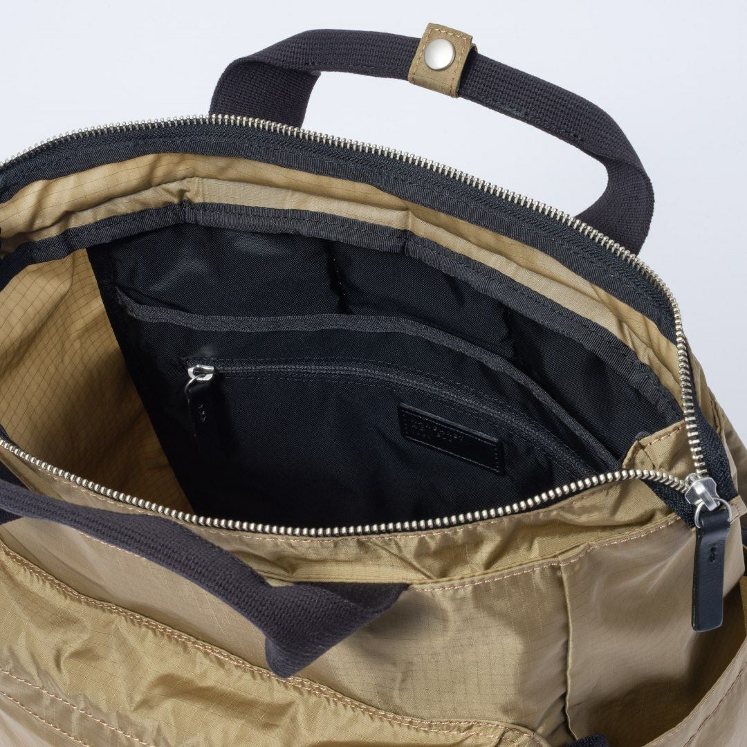 セール】MARGARET HOWELL idea ウエンデル 2WAYリュック 商品｜THE