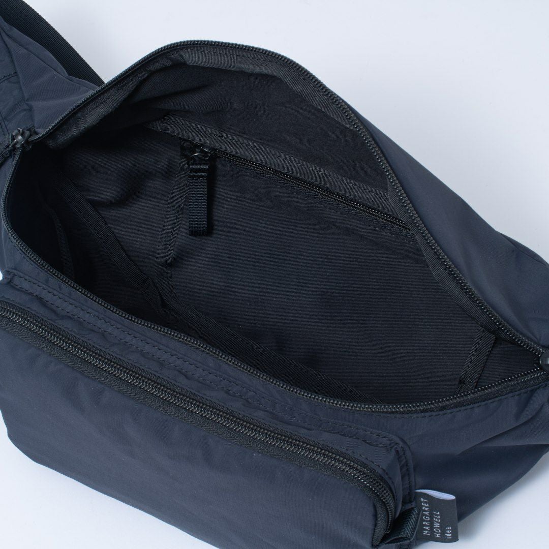 MARGARET HOWELL idea ヴィンテージライク ボディバッグ 商品｜THE