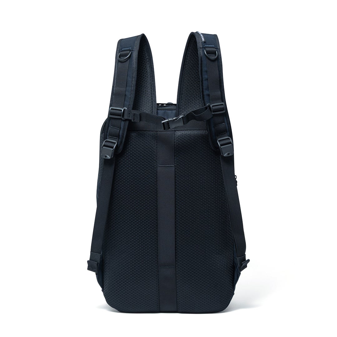 BEAMS DESIGN ABILITY バックパック(M)【BMMH4CR2】 ネイビー