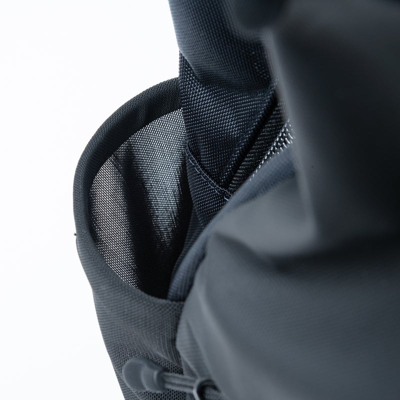 BEAMS DESIGN ABILITY バックパック(M)【BMMH4CR2】 ネイビー