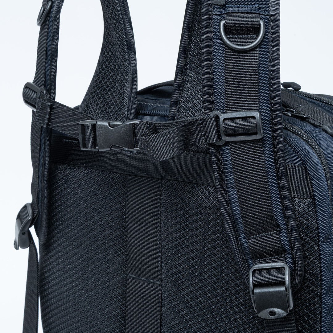 BEAMS DESIGN ABILITY バックパック(L)【BMMH4CR3】 ネイビー