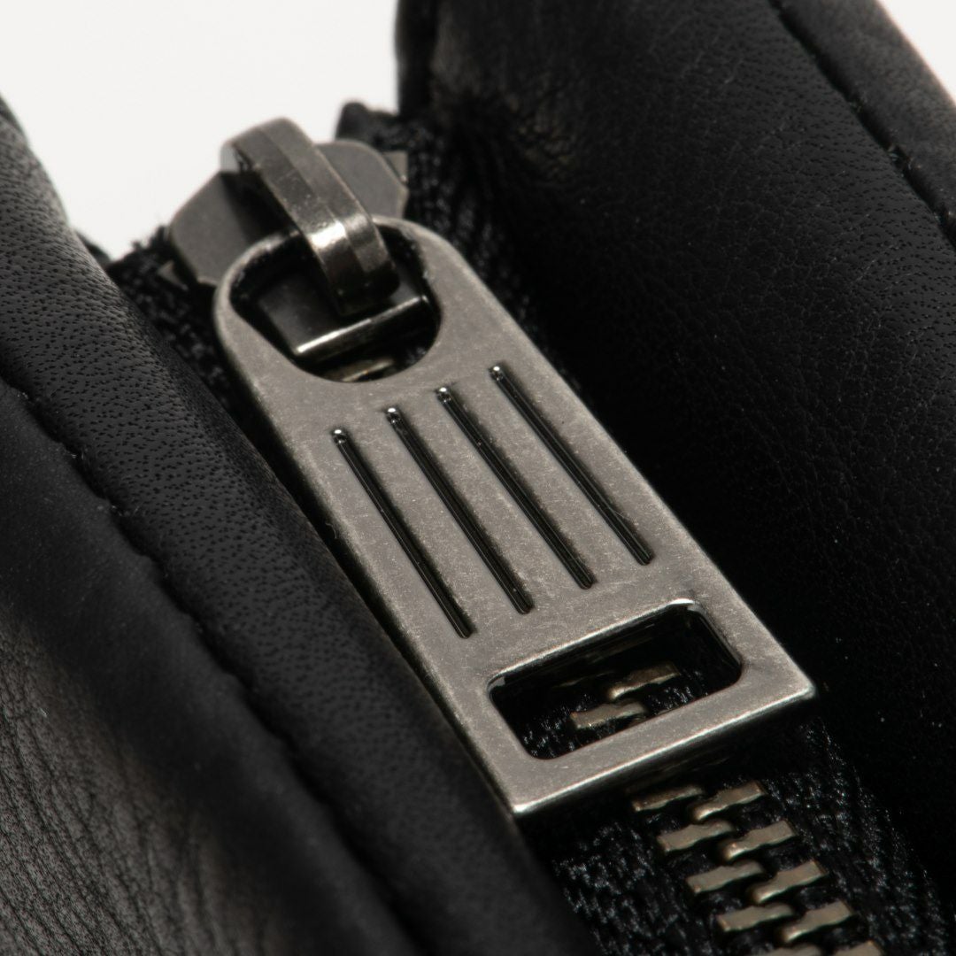 MARGARET HOWELL idea フレンチシーム L字ファスナー型小銭入れ付き