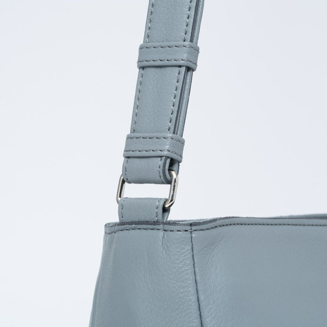 U by ungaro ヴェール ショルダー(M) ブルーグレー