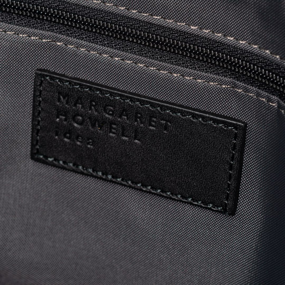 MARGARET HOWELL idea ワルドー トート(M) 商品｜THE BAGMANIA