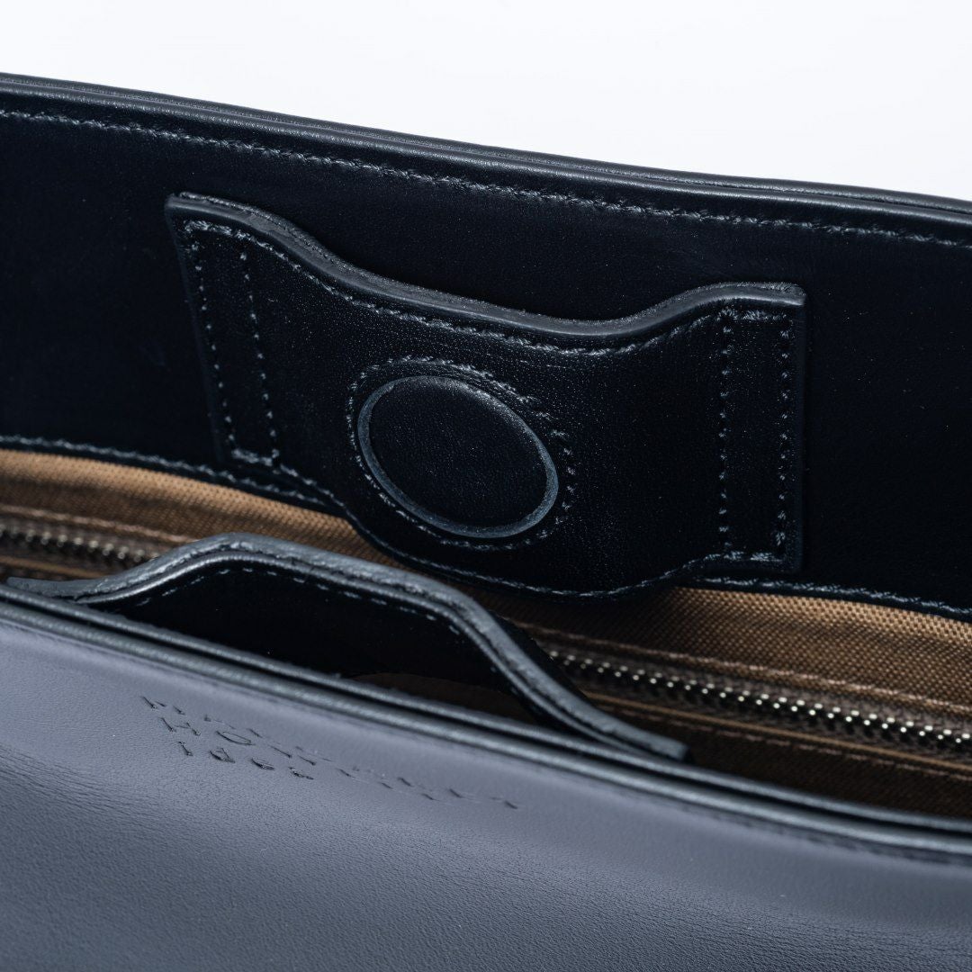 MARGARET HOWELL idea トロージャン ショルダー 商品｜THE BAGMANIA