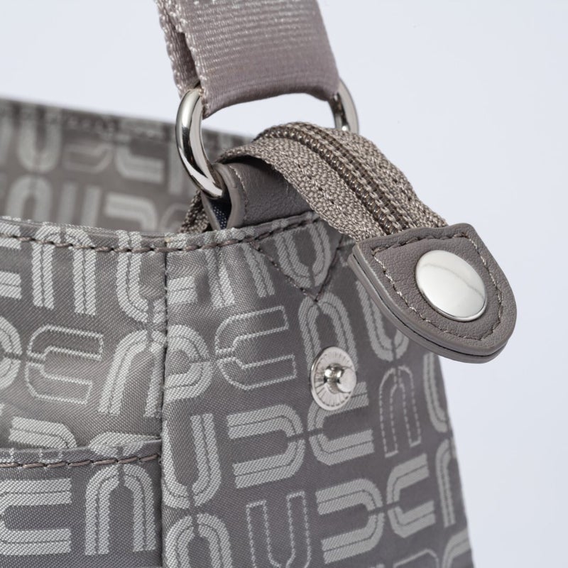 U by ungaro フランシーヌ 横型ショルダー(B) ライトグレー