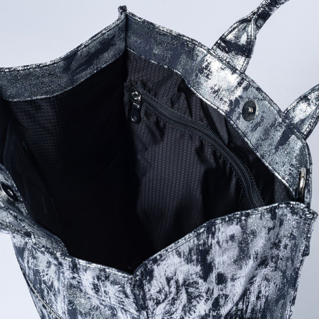 MANIUNO NOVATEX 縦型スクエアトートバッグ【MUMH4CT4】 ブラック