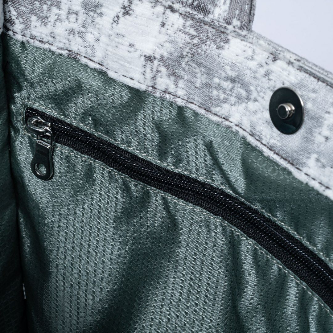 MANIUNO NOVATEX 縦型スクエアトートバッグ【MUMH4CT4】 ホワイト