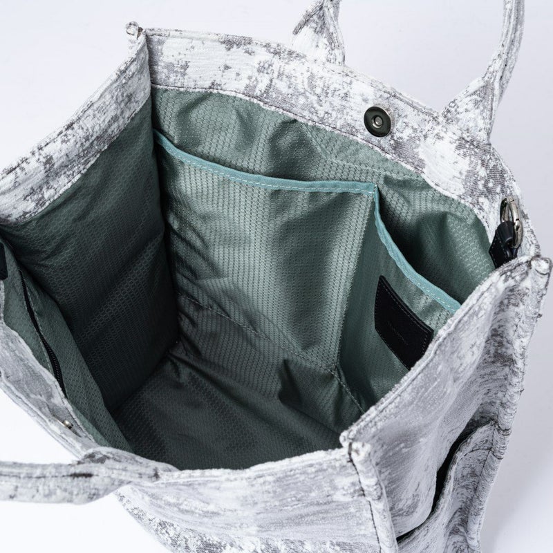 MANIUNO NOVATEX 縦型スクエアトートバッグ【MUMH4CT4】 ホワイト