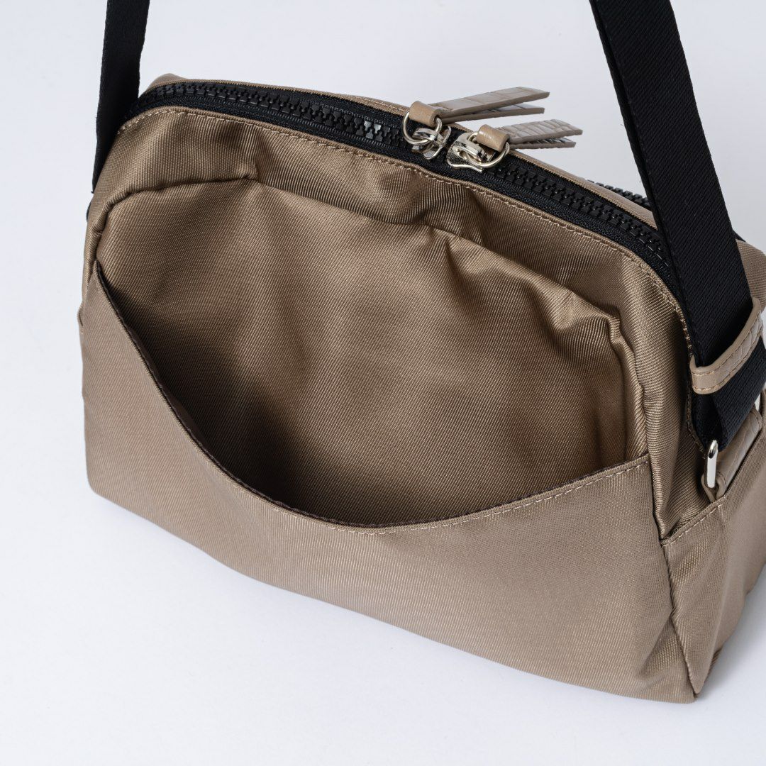 新品　パトリックコックス　PATRICK COX　 レント　ショルダー ベージュ PATRICK COX レント ミニショルダー 商品｜THE BAGMANIA