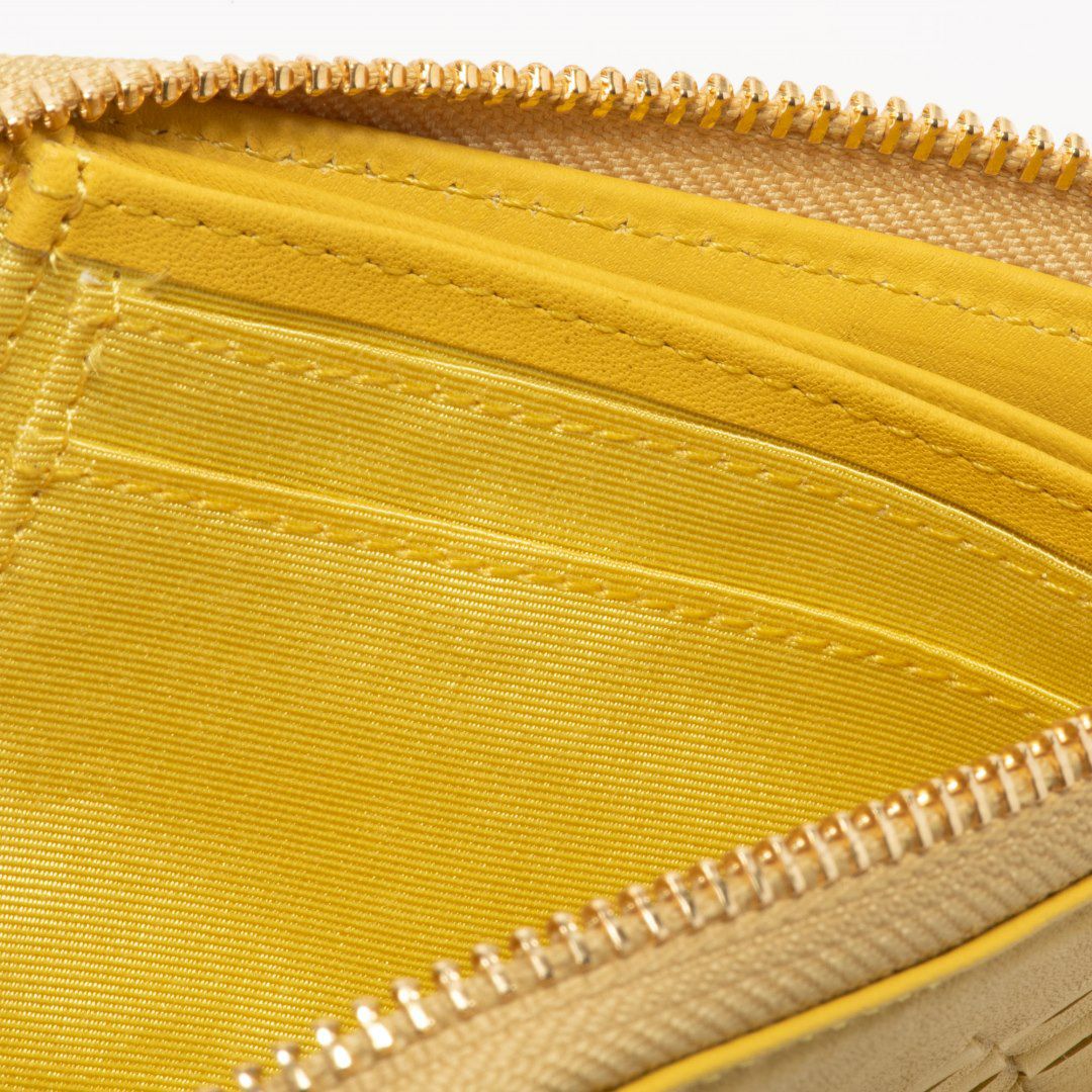 U by ungaro ララ L字ファスナー財布