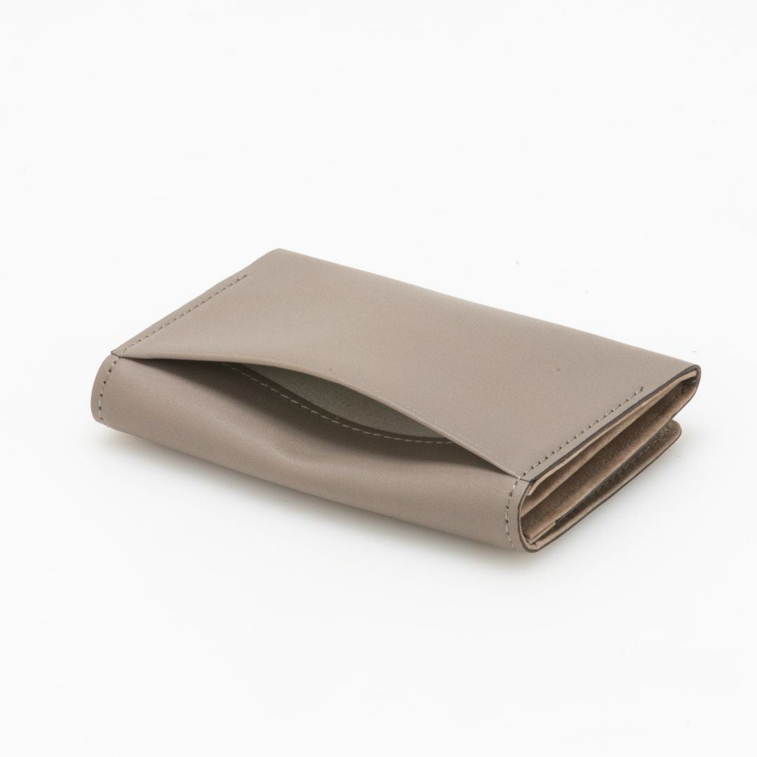 MARGARET HOWELL idea 名刺入れ　新品 MARGARET HOWELL idea スナップ 名刺入れ 商品｜THE BAGMANIA
