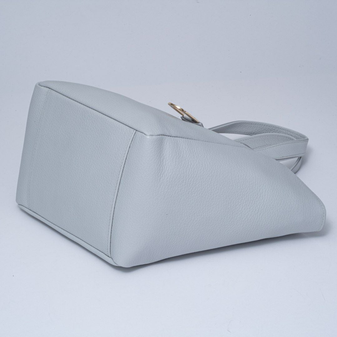  U by ungaro ドォックス ハンド ホワイト