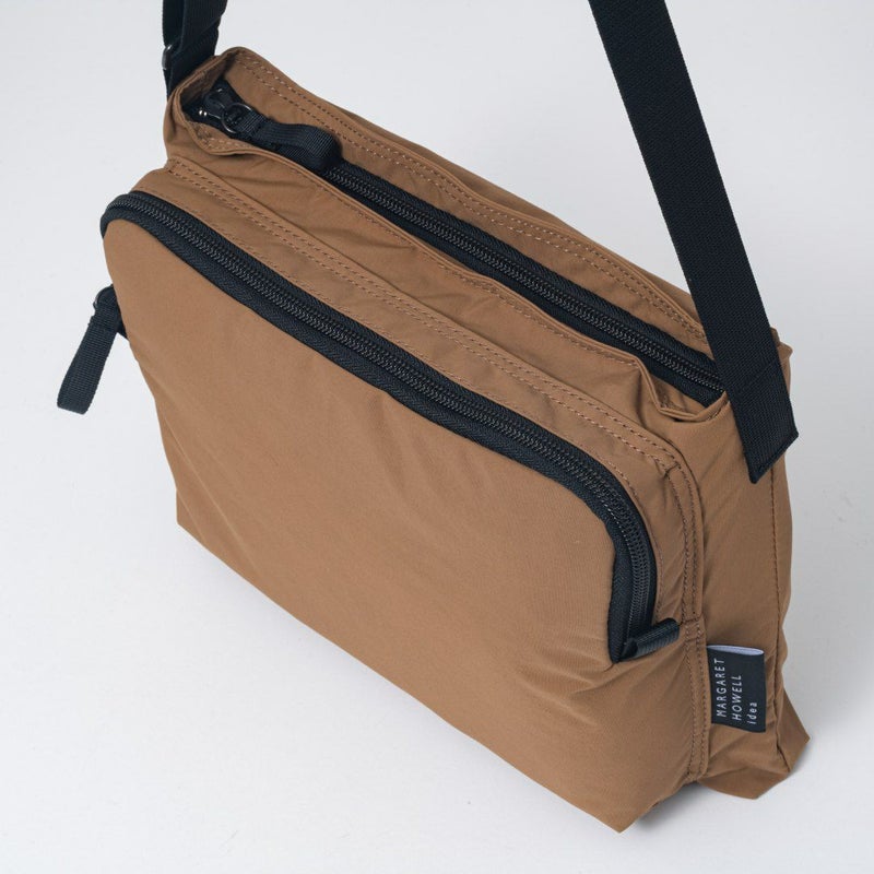 MARGARET HOWELL ideaヴィンテージライク サコッシュ ブラウン