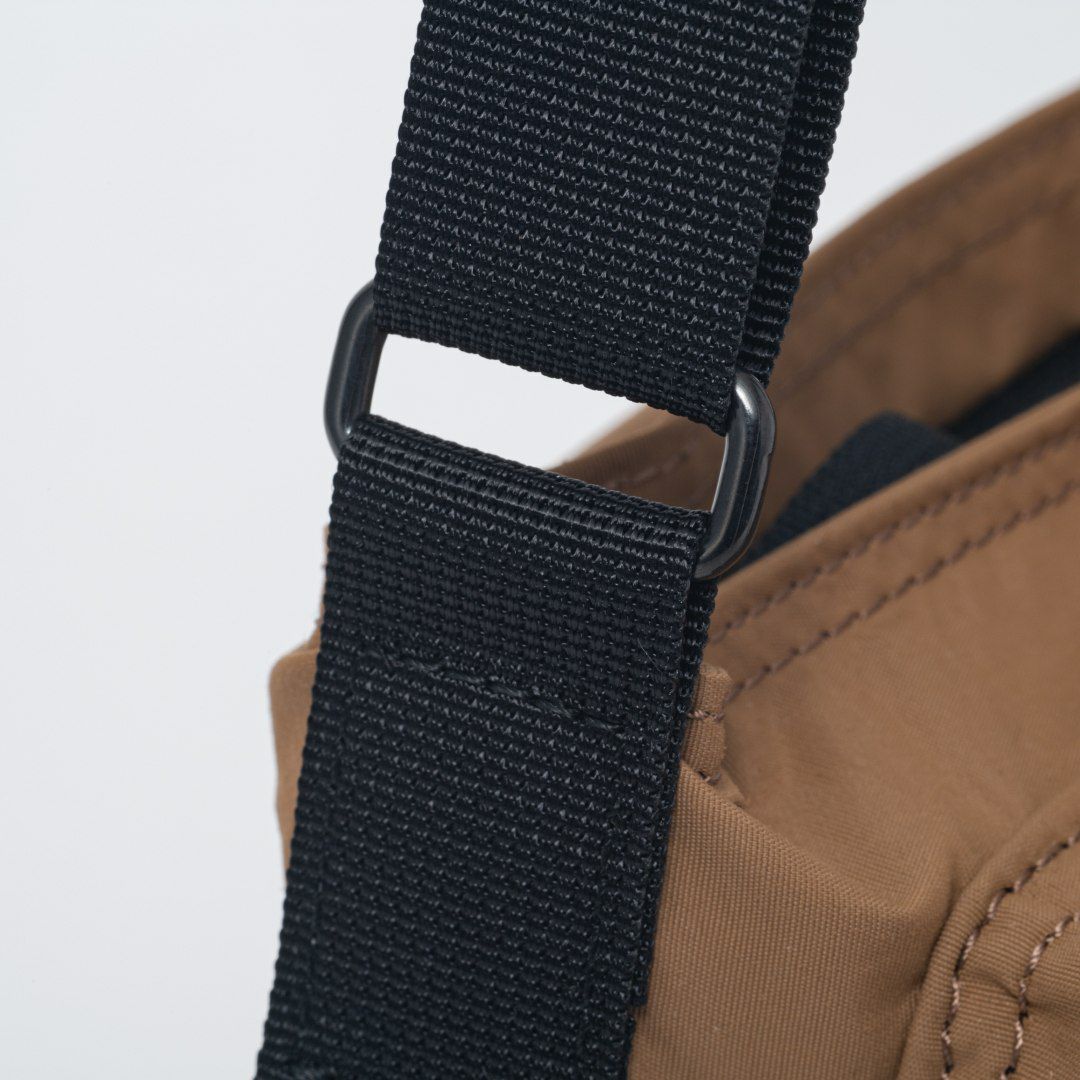 MARGARET HOWELL ideaヴィンテージライク サコッシュ ブラウン