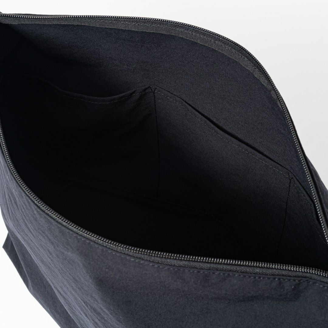 MARGARET HOWELL idea ケルプ ショルダーバッグ(C) 商品｜THE BAGMANIA