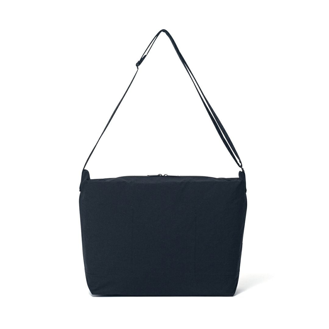 MARGARET HOWELL idea ケルプ ショルダーバッグ(C) 商品｜THE BAGMANIA