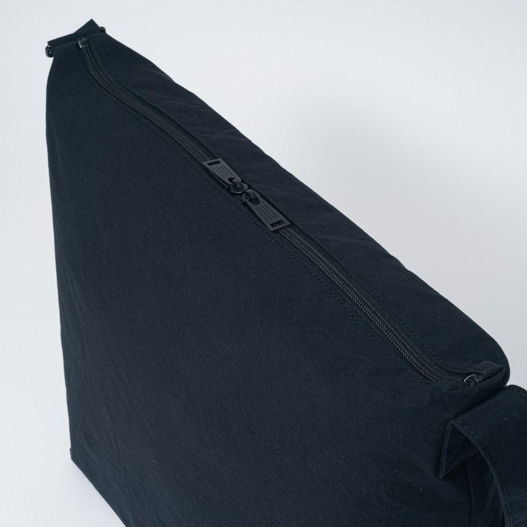 MARGARET HOWELL idea ケルプ ショルダーバッグ(C) 商品｜THE BAGMANIA