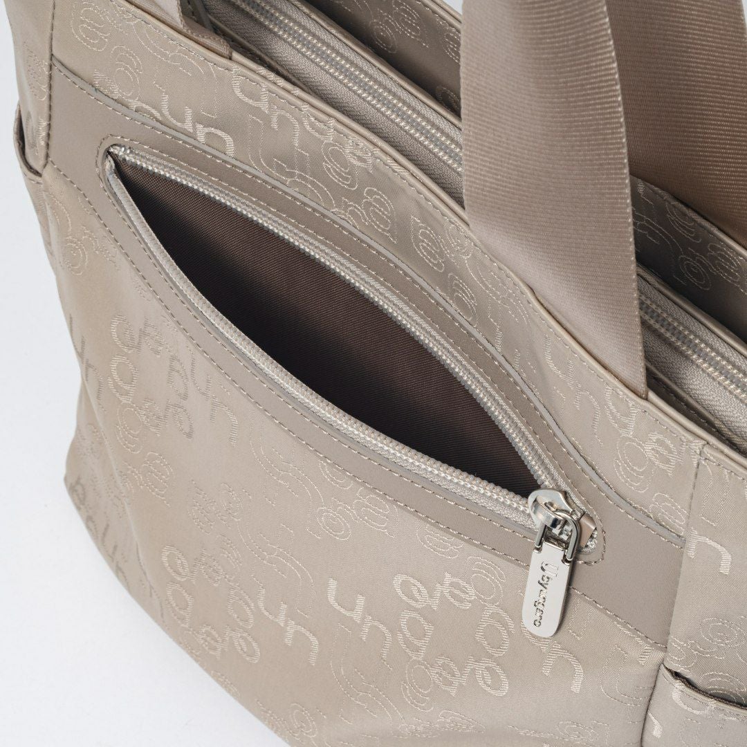 U by ungaro マノン 2WAYハンド ベージュ