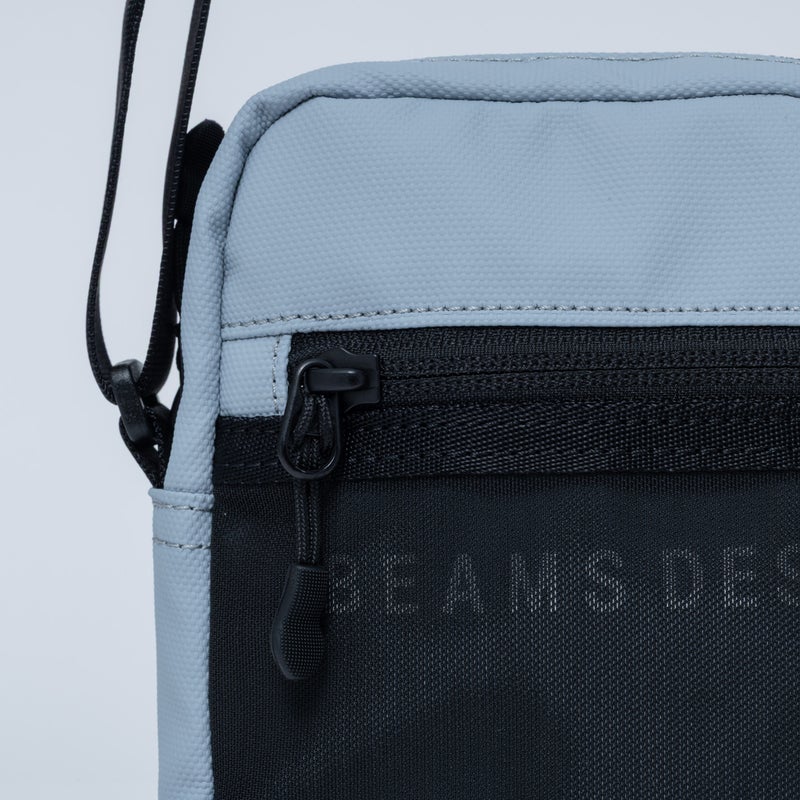 BEAMS DESIGNE LASTIC MESH ショルダーバッグ【BMMH0BS9】 ライトグレー
