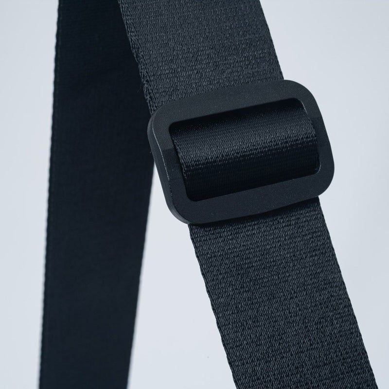 BEAMS DESIGN ELASTIC MESH ショルダーバッグ【BMMH0BSA】 ネイビー